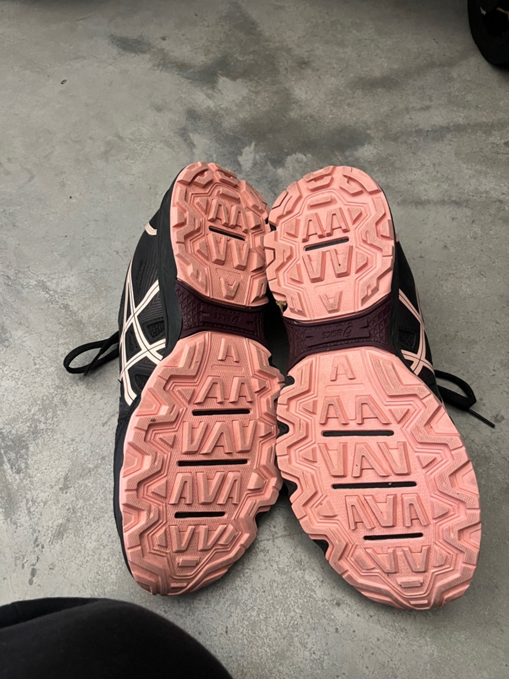 Asics Gel Venture Women’s Trainer Black Pink Athletic Sneakers Sz 9 Like New - Picture 5 of 12